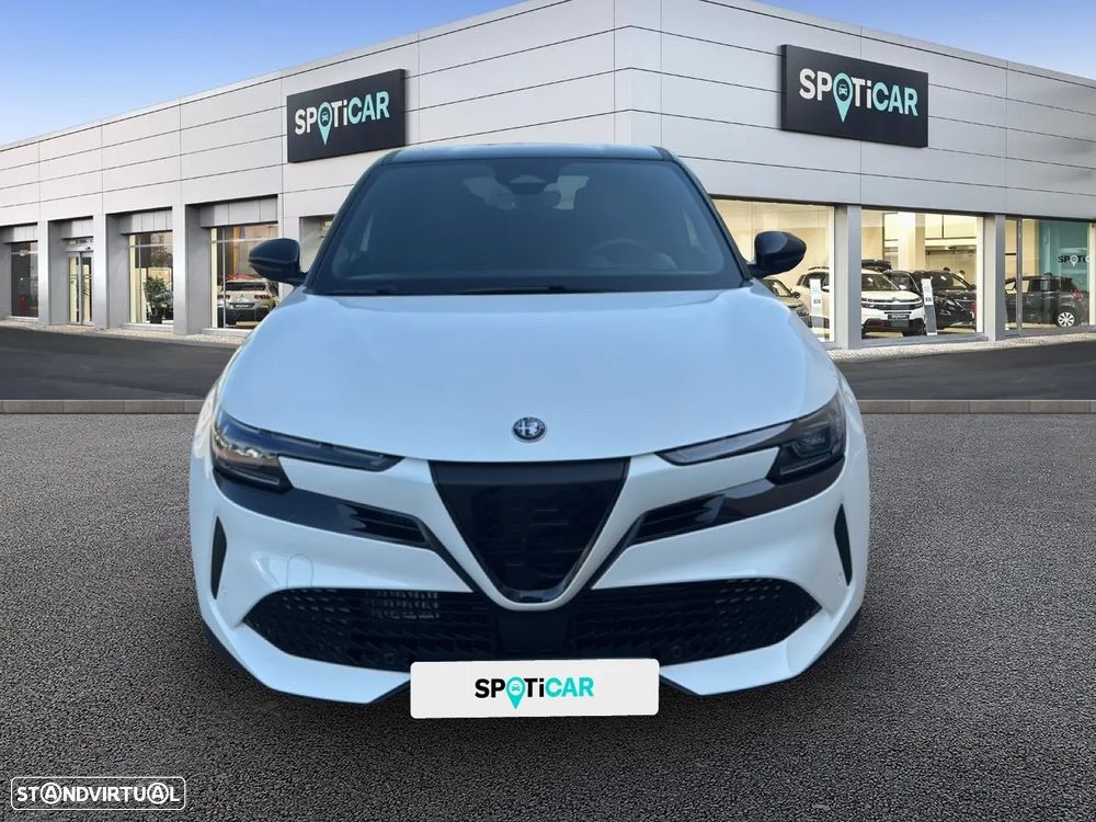 Alfa Romeo Junior 1.2 Speciale eDCT6 - 2