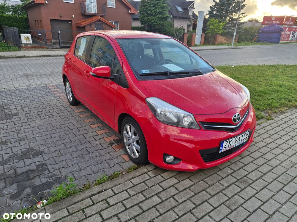 Toyota Yaris 1.4 D-4D Premium - 1