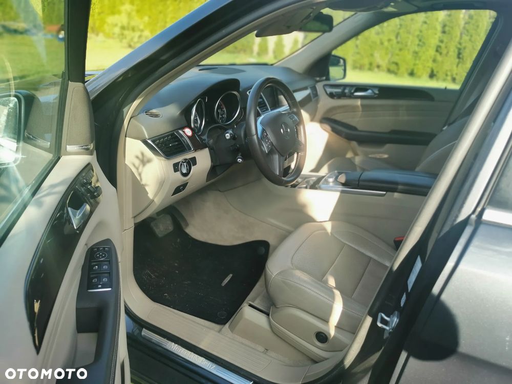 Mercedes-Benz ML 350 BlueTEC 4-Matic - 3