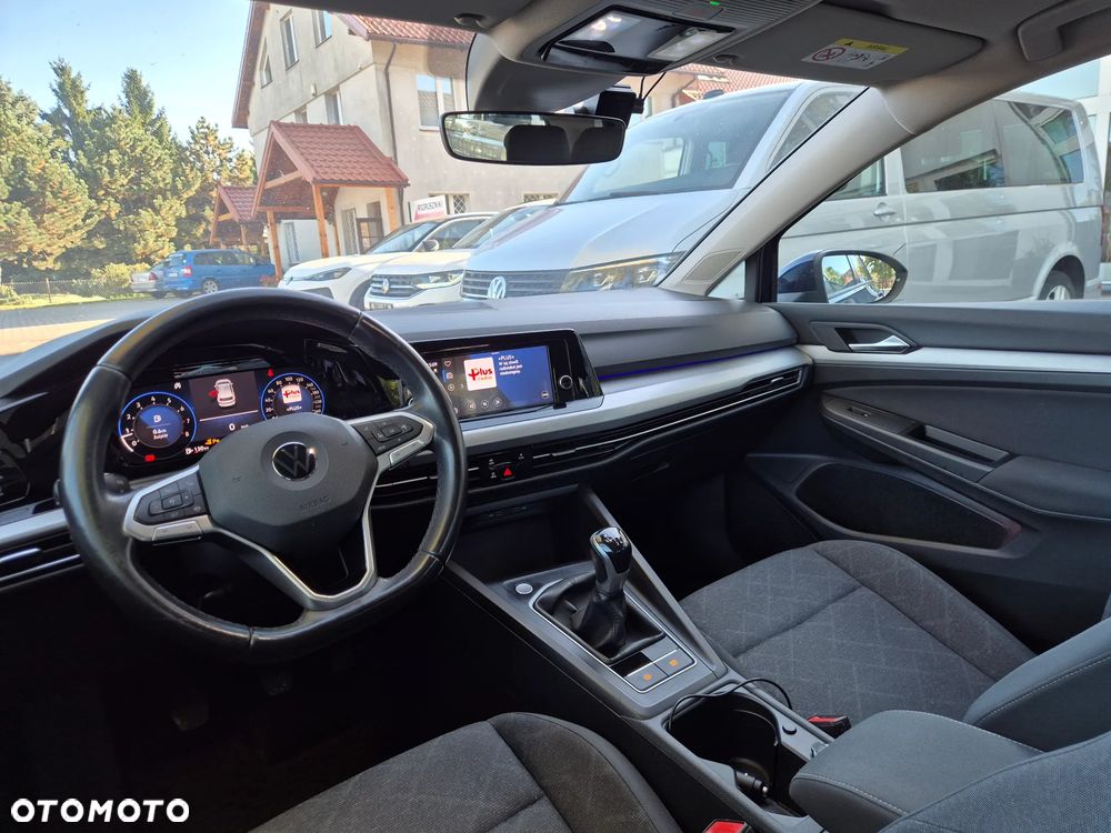 Volkswagen Golf - 27