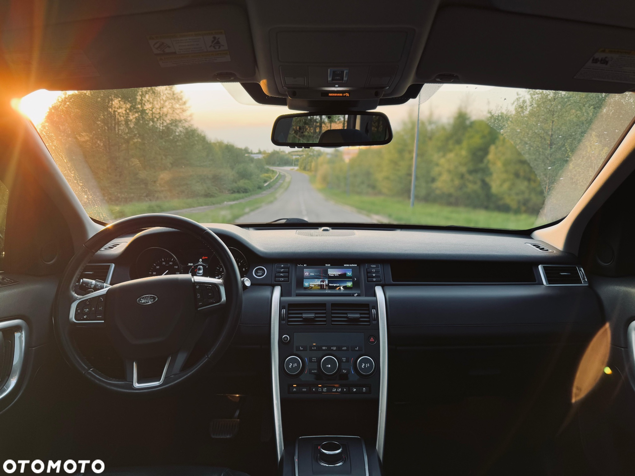 Land Rover Discovery Sport 2.0 Si4 HSE Luxury - 13