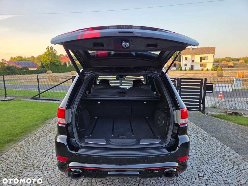 Jeep Grand Cherokee 6.4 V8 SRT8 - 33