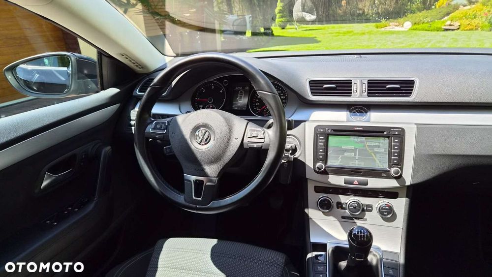 Volkswagen Passat CC - 19