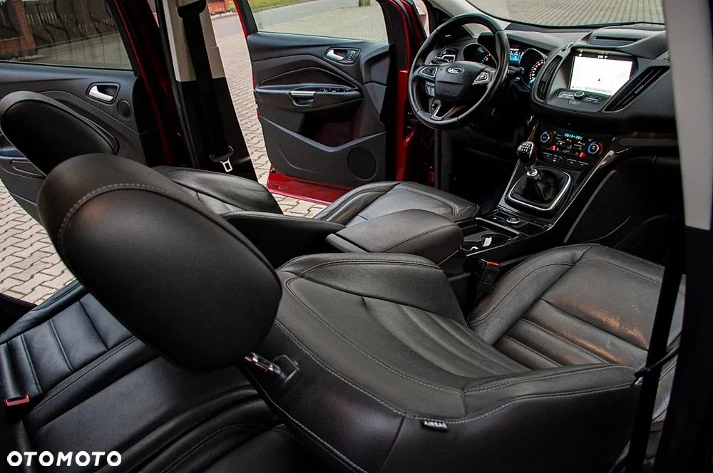 Ford Kuga 2.0 TDCi 4WD Titanium Plus - 30