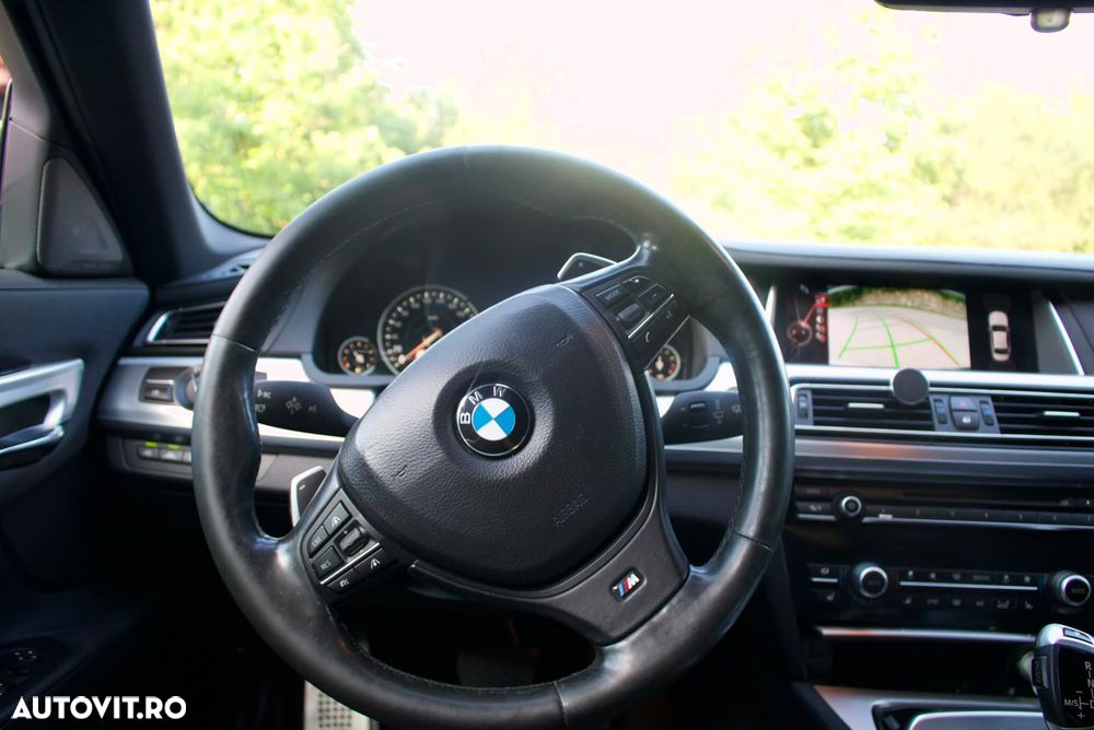 BMW Seria 7 740d xDrive - 29