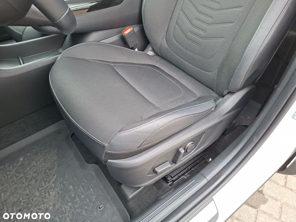 Hyundai Tucson 1.6 T-GDi HEV Executive 2WD - 19