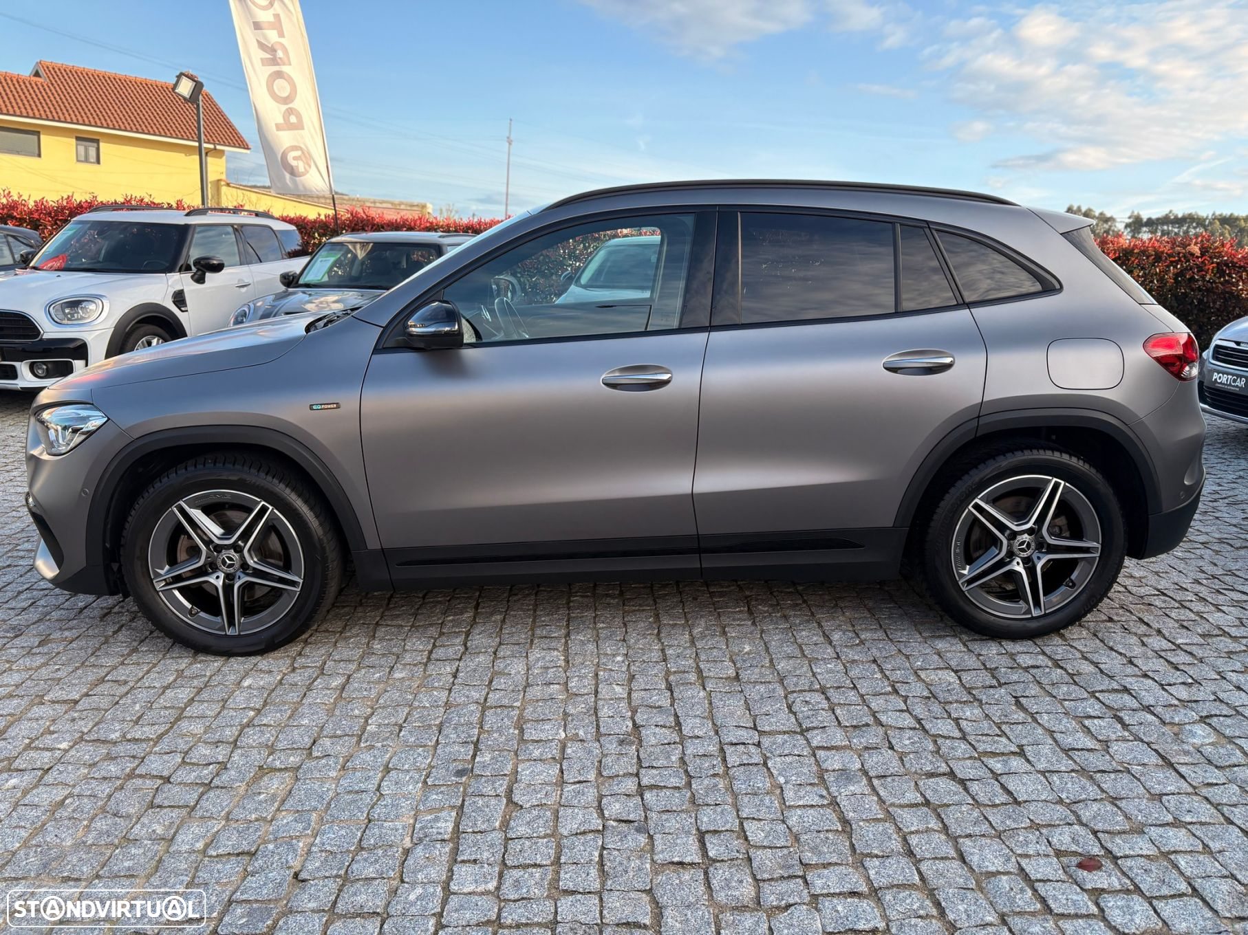 Mercedes-Benz GLA 250 e AMG Line - 4