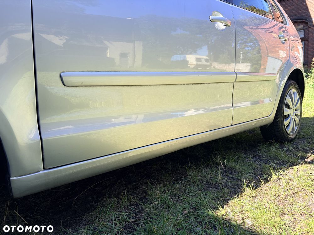 Volkswagen Polo - 7