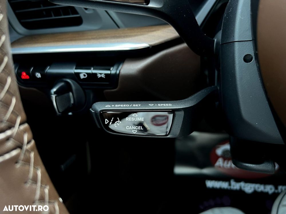 Porsche 911 Carrera 4S Cabriolet PDK - 28