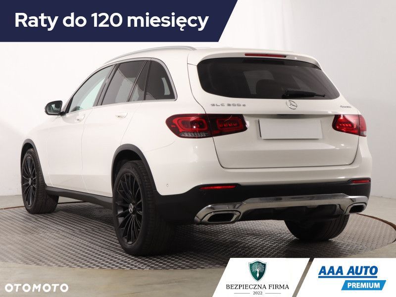 Mercedes-Benz GLC - 6