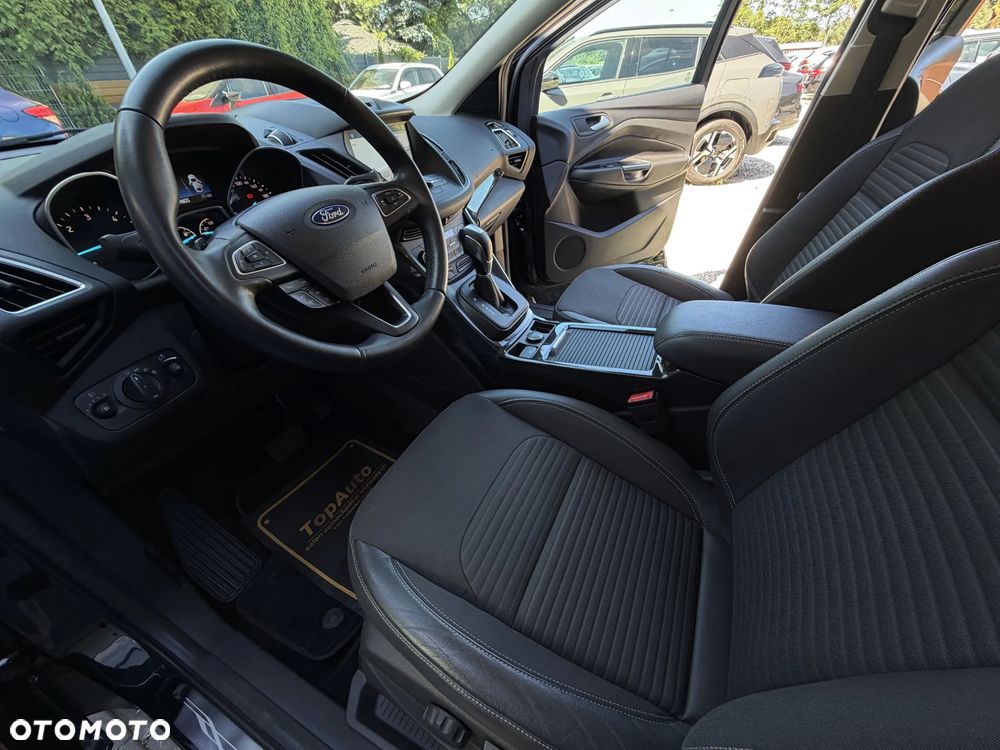 Ford Kuga 2.0 TDCi 2x4 Titanium - 18