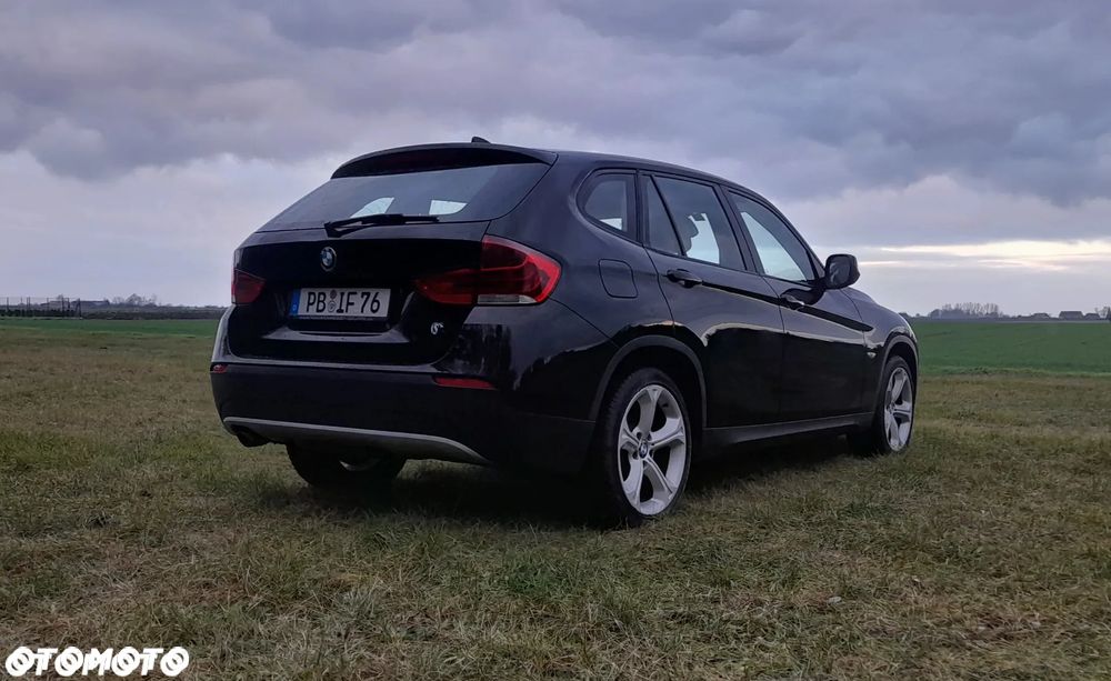 BMW X1 sDrive20d - 12