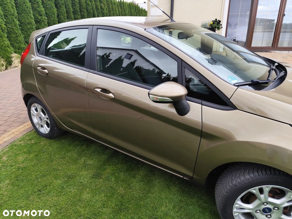 Ford Fiesta 1.25 Titanium X - 14