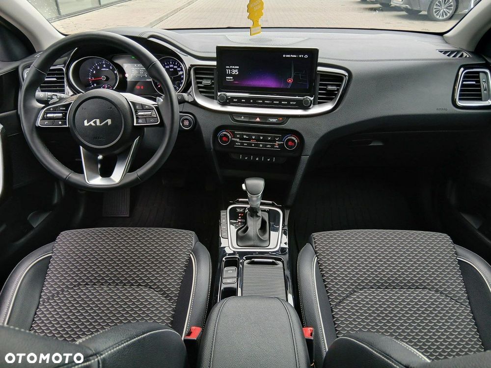 Kia Ceed - 23