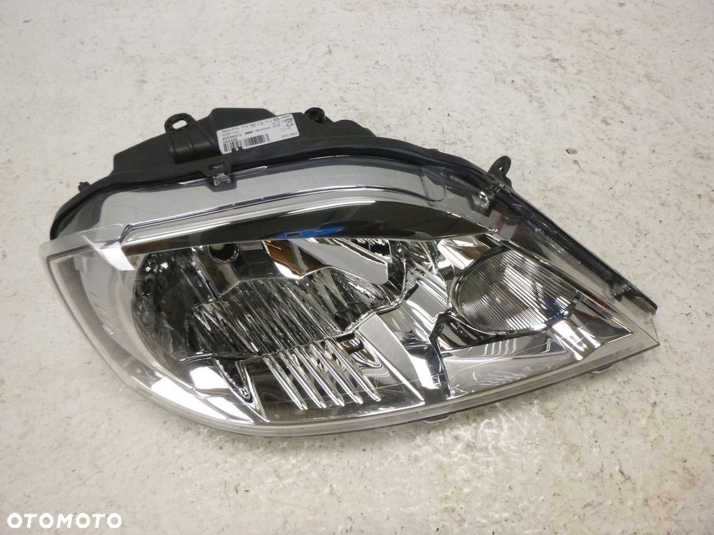 DACIA LOGAN 08-13 LAMPA PRAWY PRZÓDPRZEDNIA ORYGINAŁ - 6