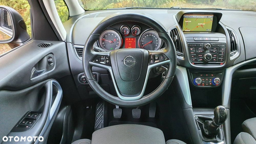Opel Zafira - 17