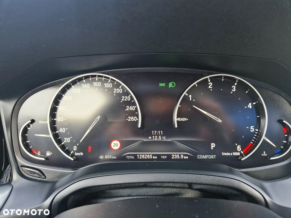 BMW Seria 3 318d Sport Line - 23