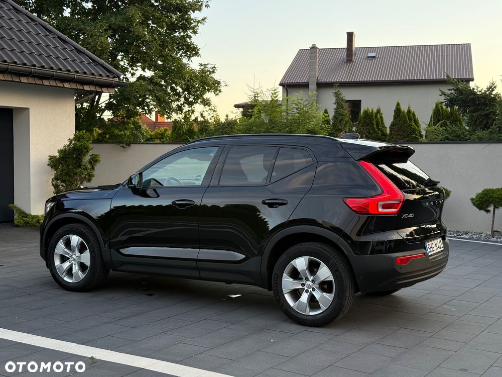 Volvo XC 40 D3 SCR Momentum - 11