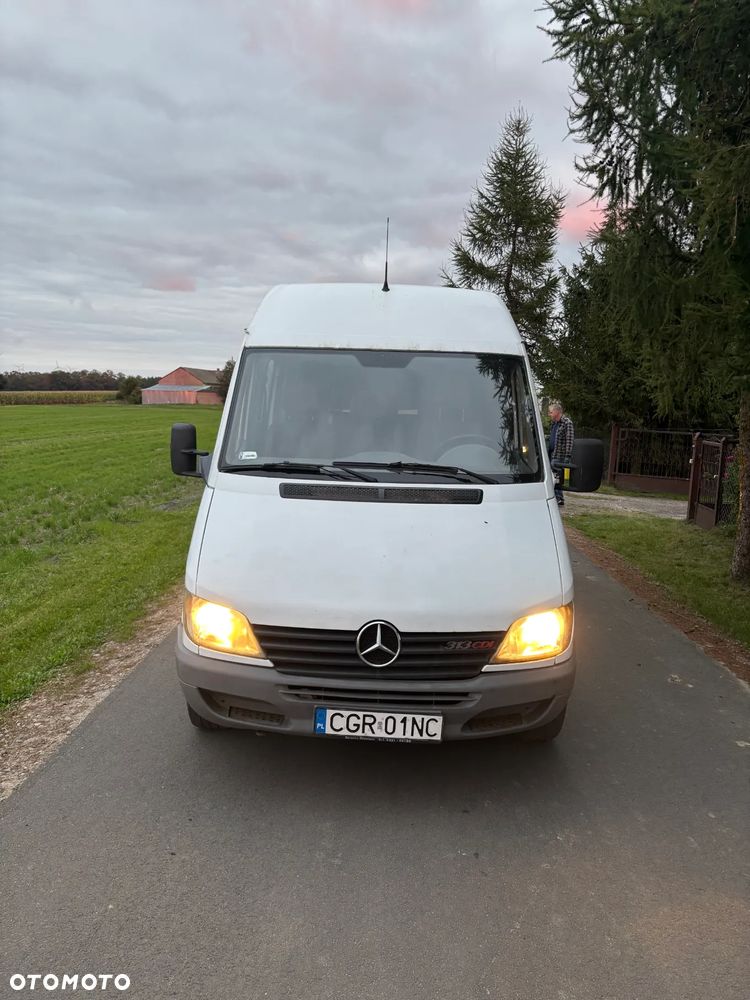 Mercedes-Benz Sprinter - 3