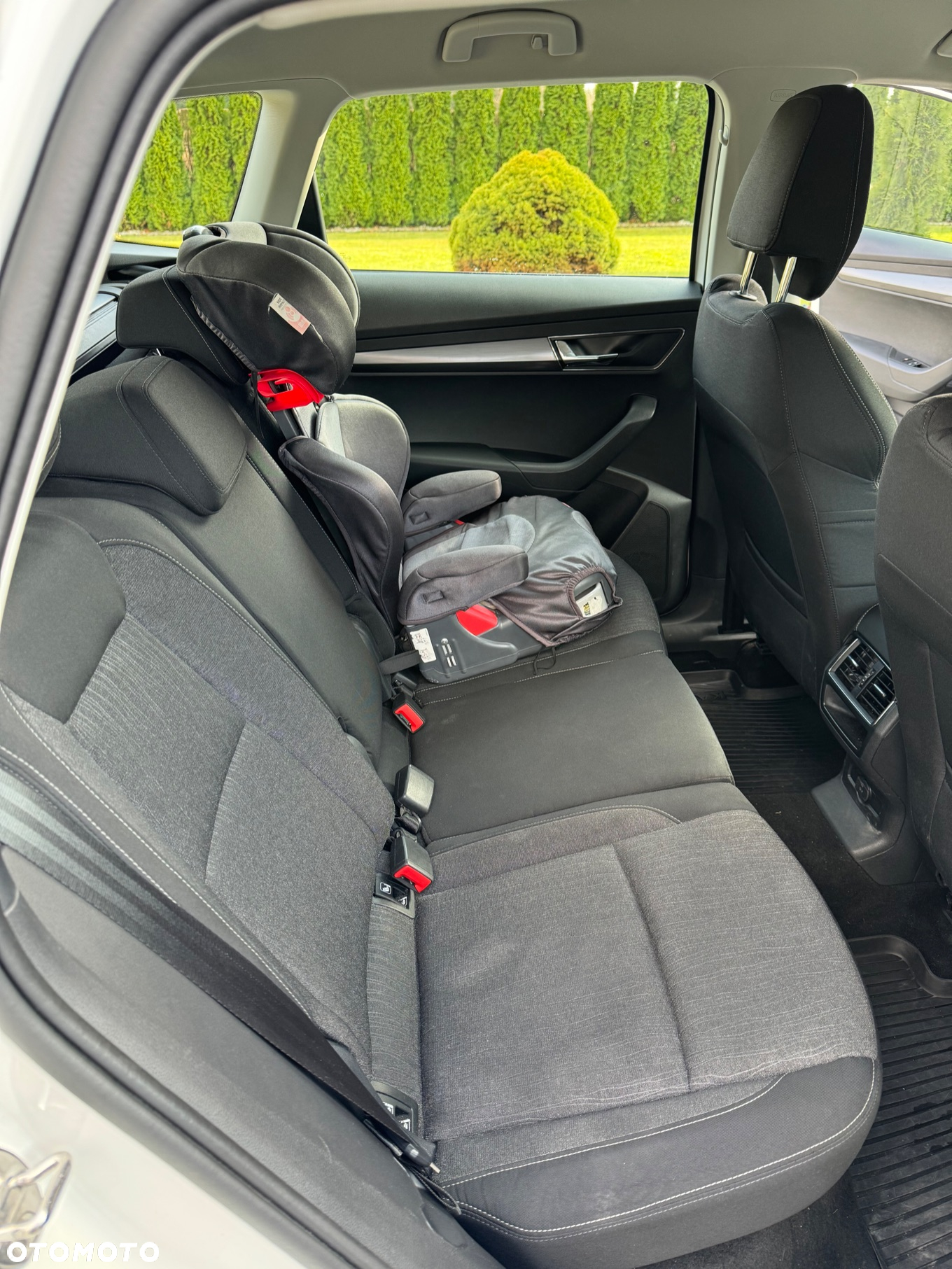 Skoda Karoq 1.5 TSI ACT 4x4 DSG Ambition - 9
