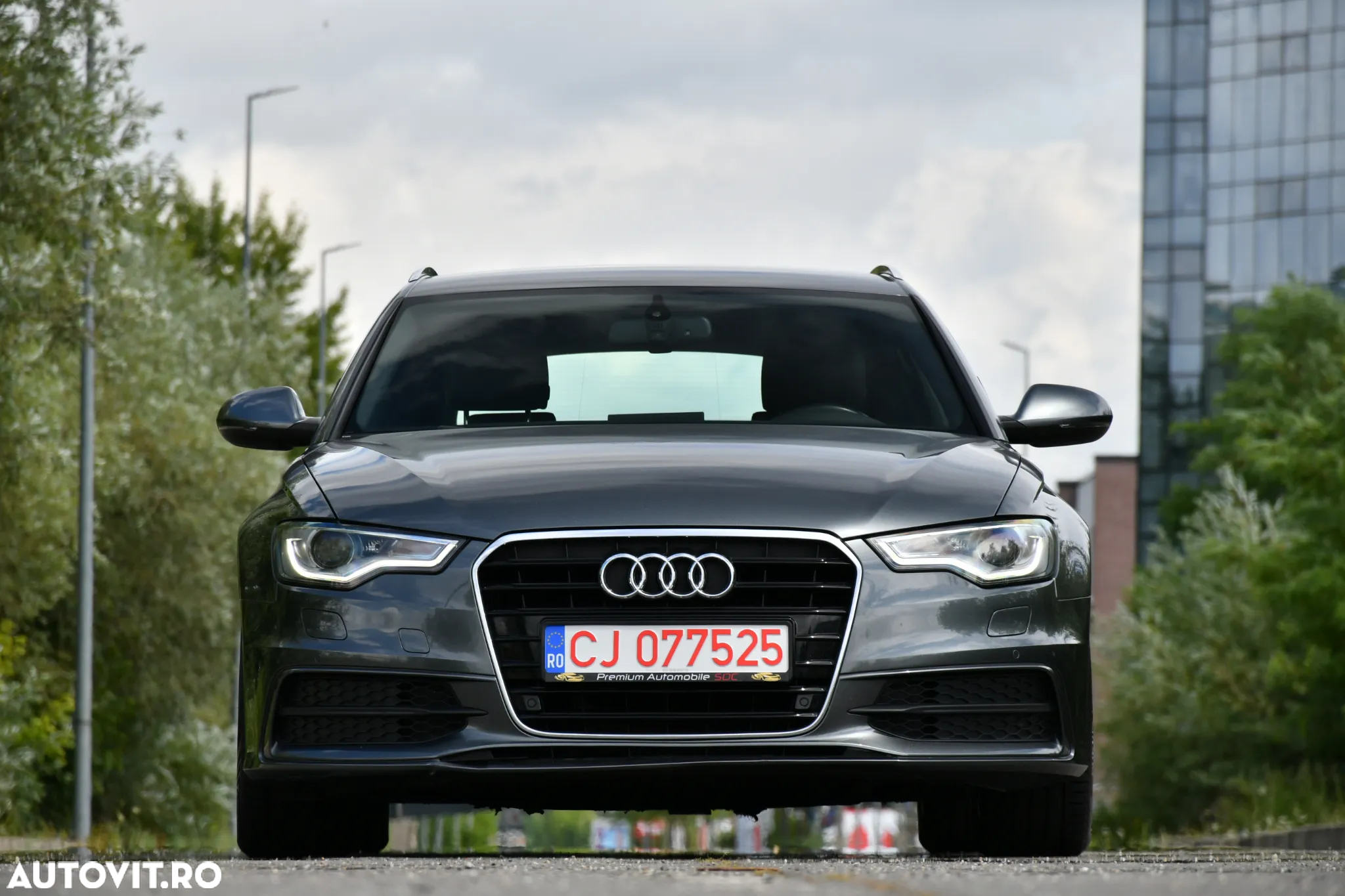 Audi A6 Avant 2.0 TDI Ultra S tronic - 2