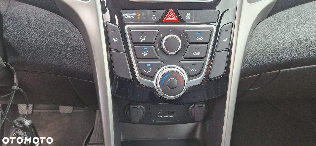 Hyundai i30 - 22