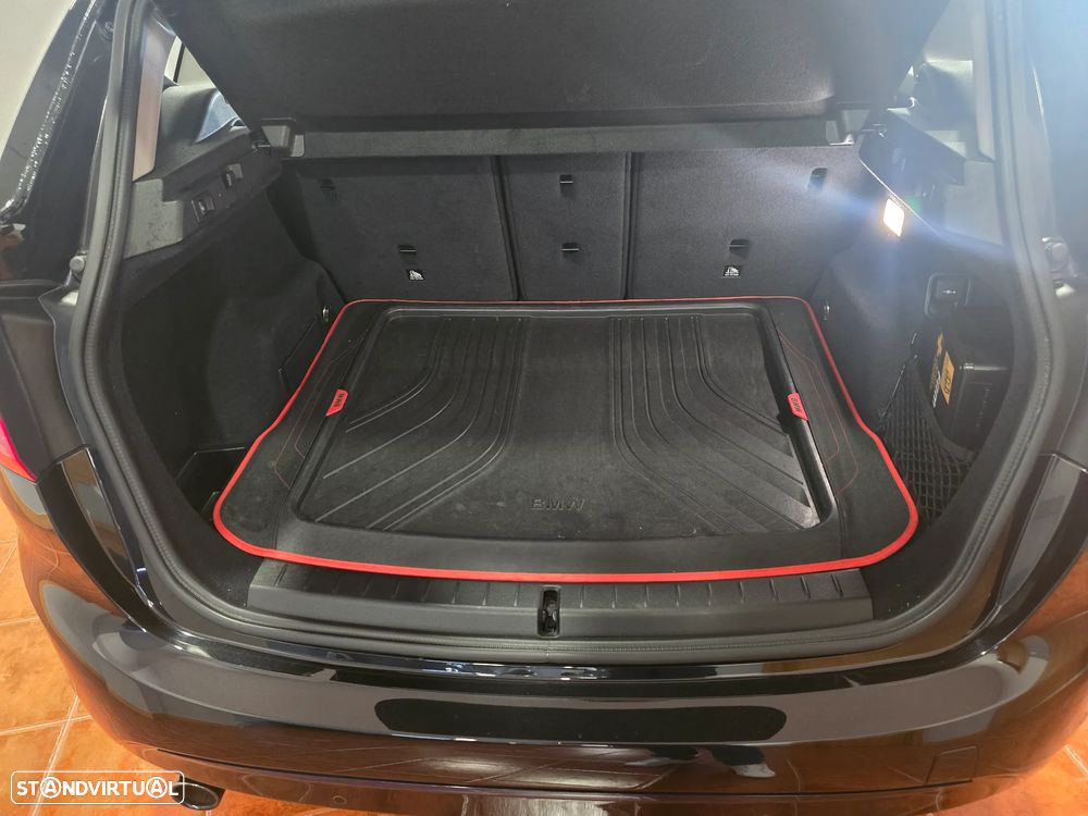 BMW 218 Active Tourer d Aut. Sport Line - 46