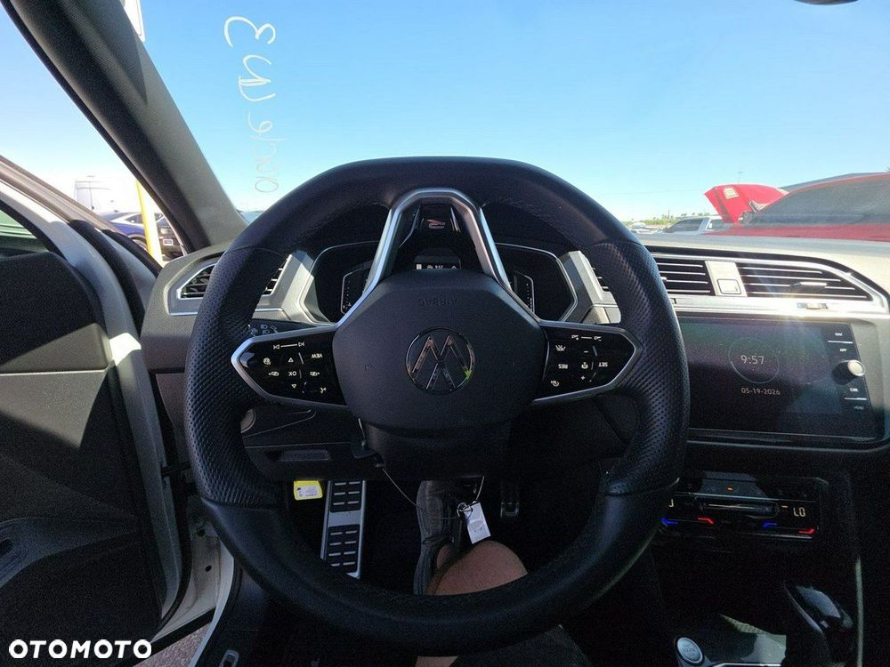 Volkswagen Tiguan - 10