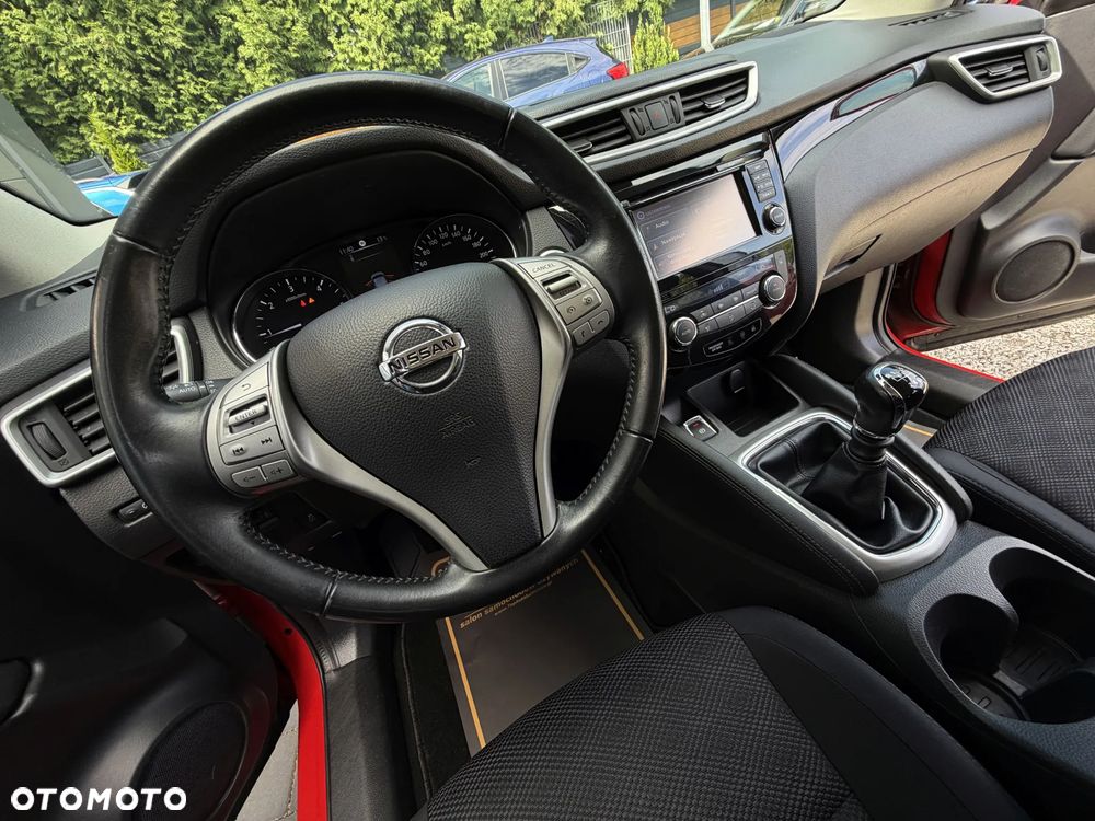 Nissan Qashqai 1.6 DCi N-Connecta - 21