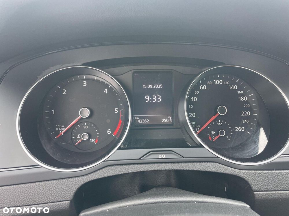Volkswagen Passat 2.0 TDI EVO Essence - 14