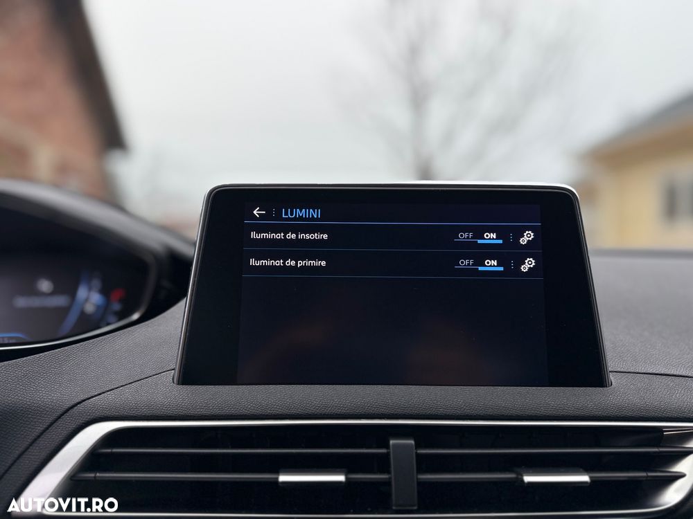 Peugeot 3008 PureTech 130 Stop & Start GPF Active Pack - 14