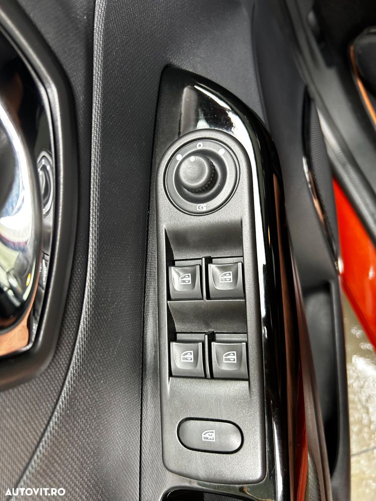 Renault Captur ENERGY TCe 90 Start&Stop Luxe - 15