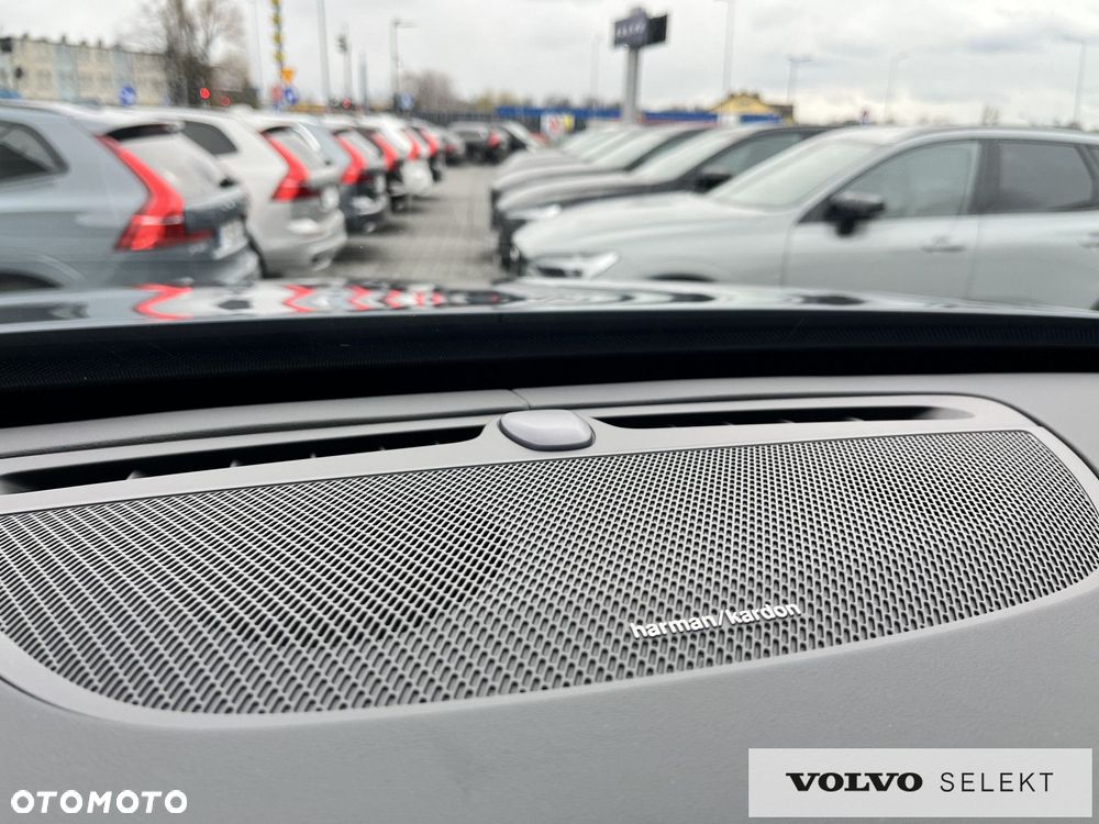 Volvo XC 90 - 32