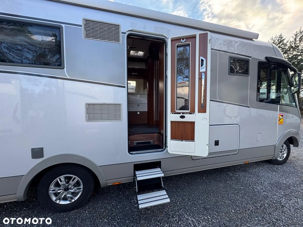 Carthago Liner for Two Iveco I 53L - 13