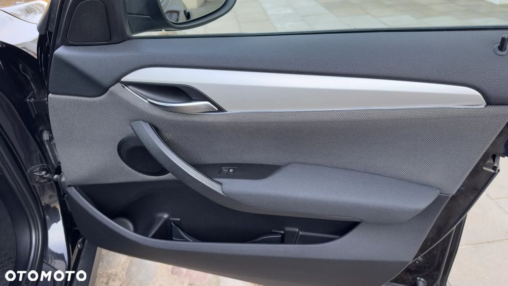 BMW X1 sDrive18d xLine - 15