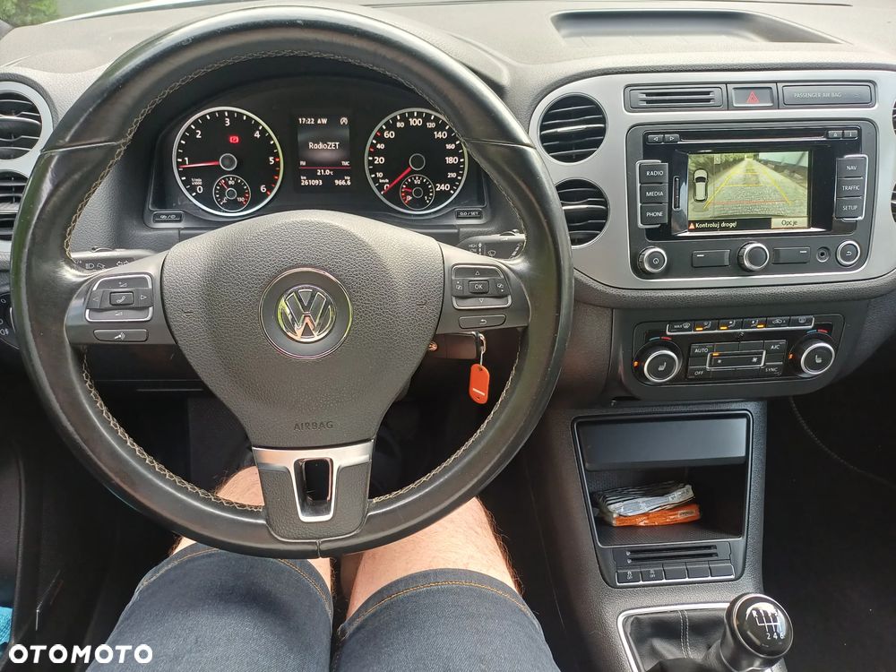 Volkswagen Tiguan 2.0 TDI SCR BlueMotion Technology Lounge Sport & Style - 10