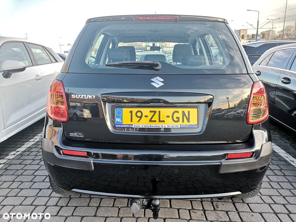 Suzuki SX4 1.6 VVT Automatik 4x2 Comfort - 4