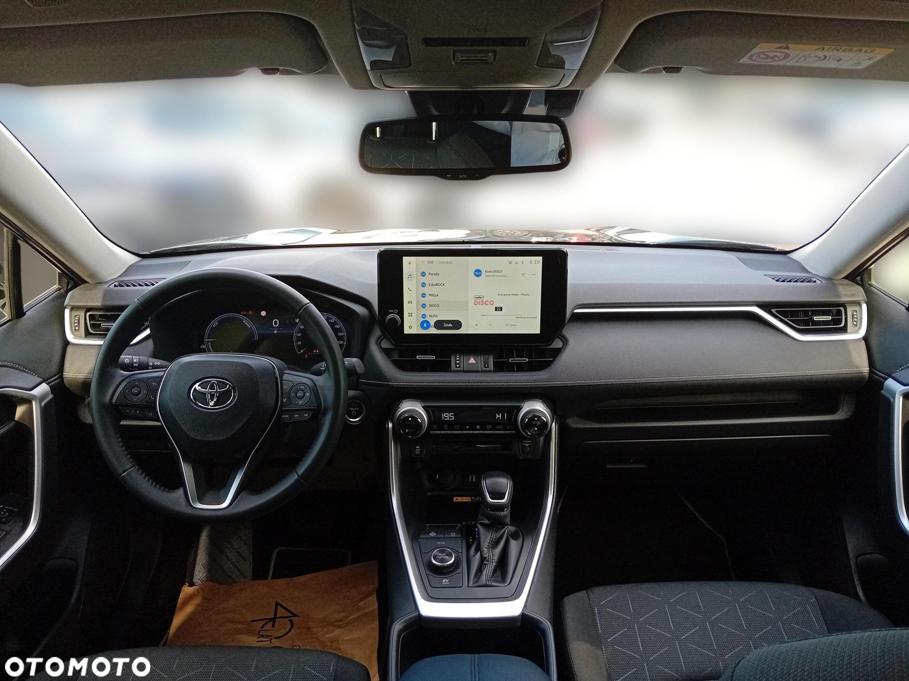 Toyota RAV4 - 9