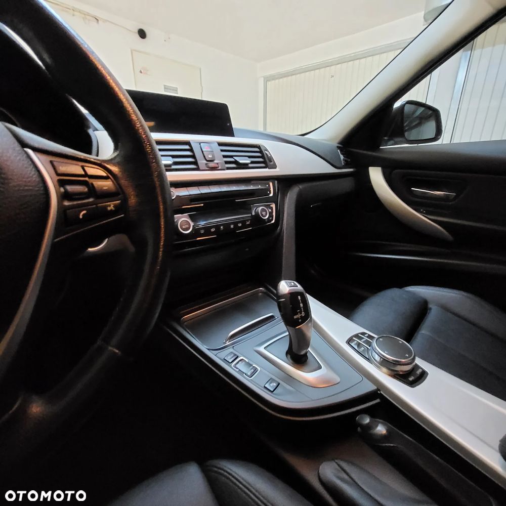 BMW Seria 3 320d Advantage sport - 10