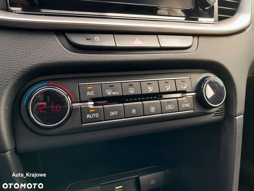 Kia Ceed 1.6 CRDi mHEV M - 18