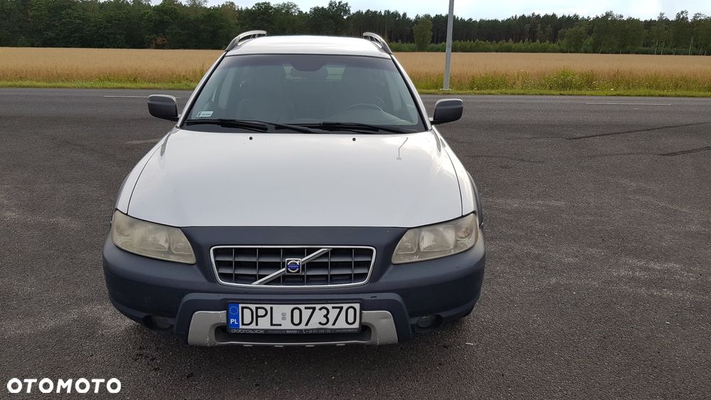 Volvo XC 70 D5 AWD Momentum - 2