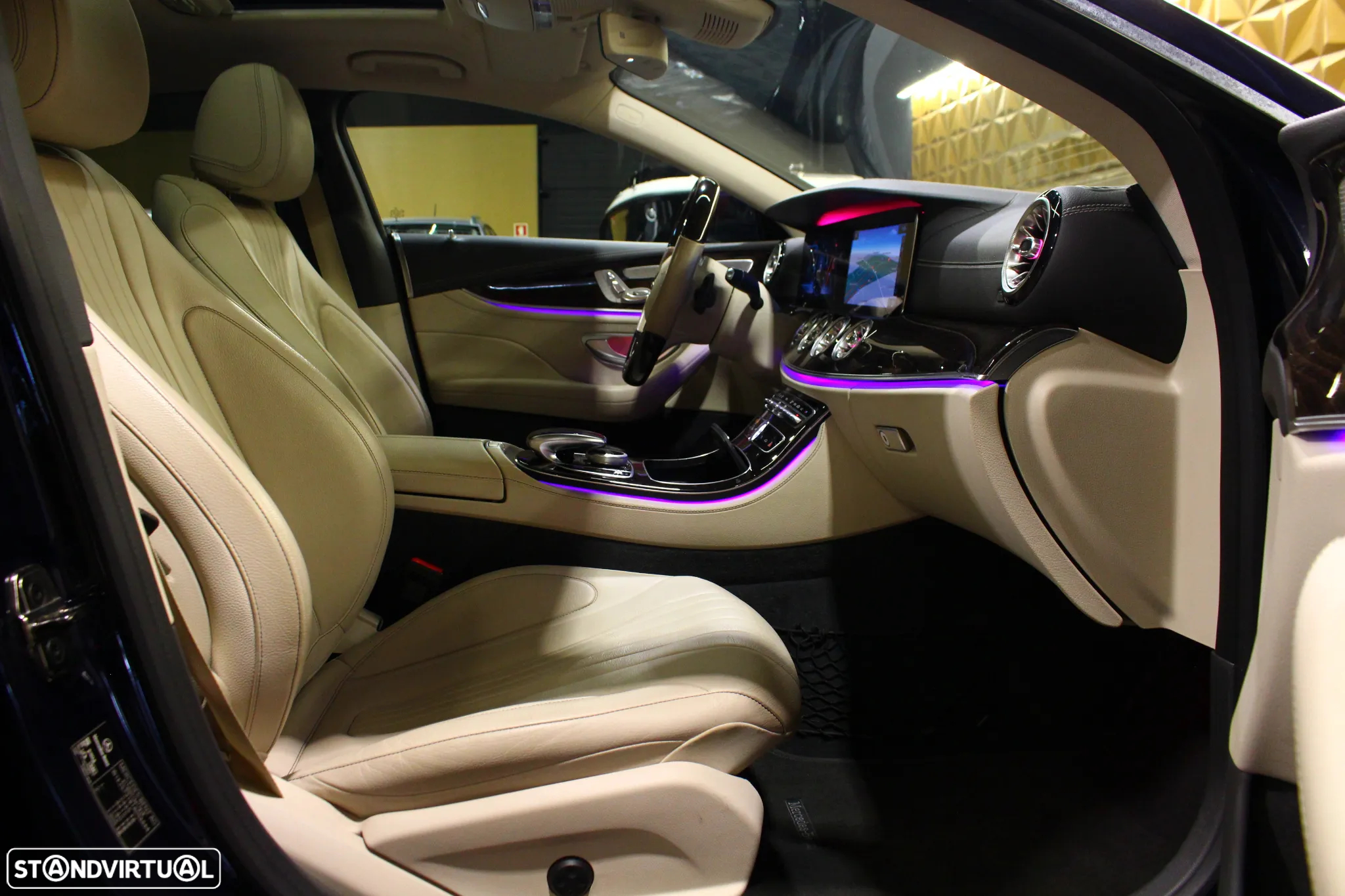 Mercedes-Benz CLS 300 d - 10