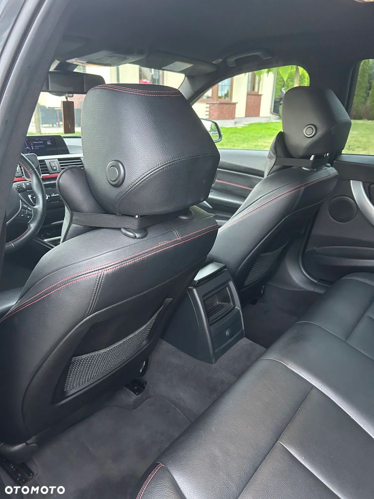 BMW Seria 3 - 32