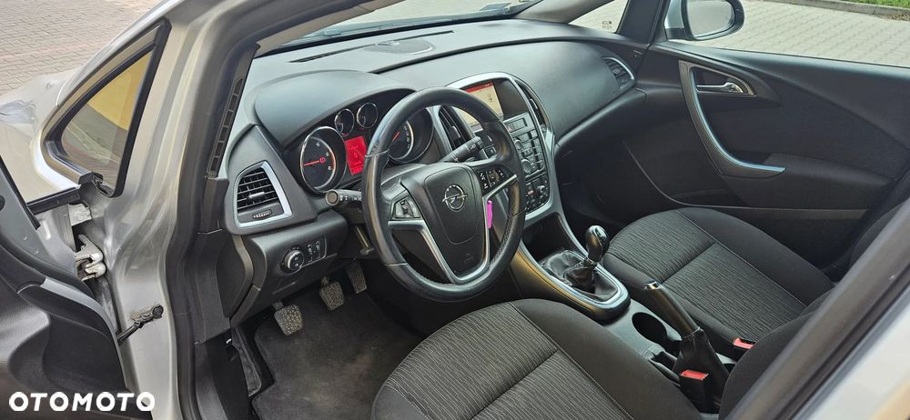 Opel Astra 1.7 CDTI DPF Cosmo - 5