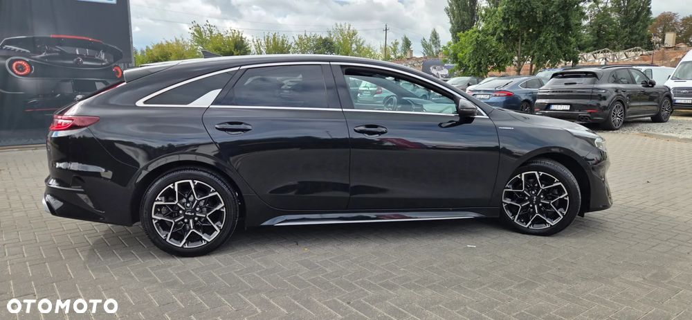 Kia ProCeed 1.5 T-GDI DCT7 OPF GT LINE - 17
