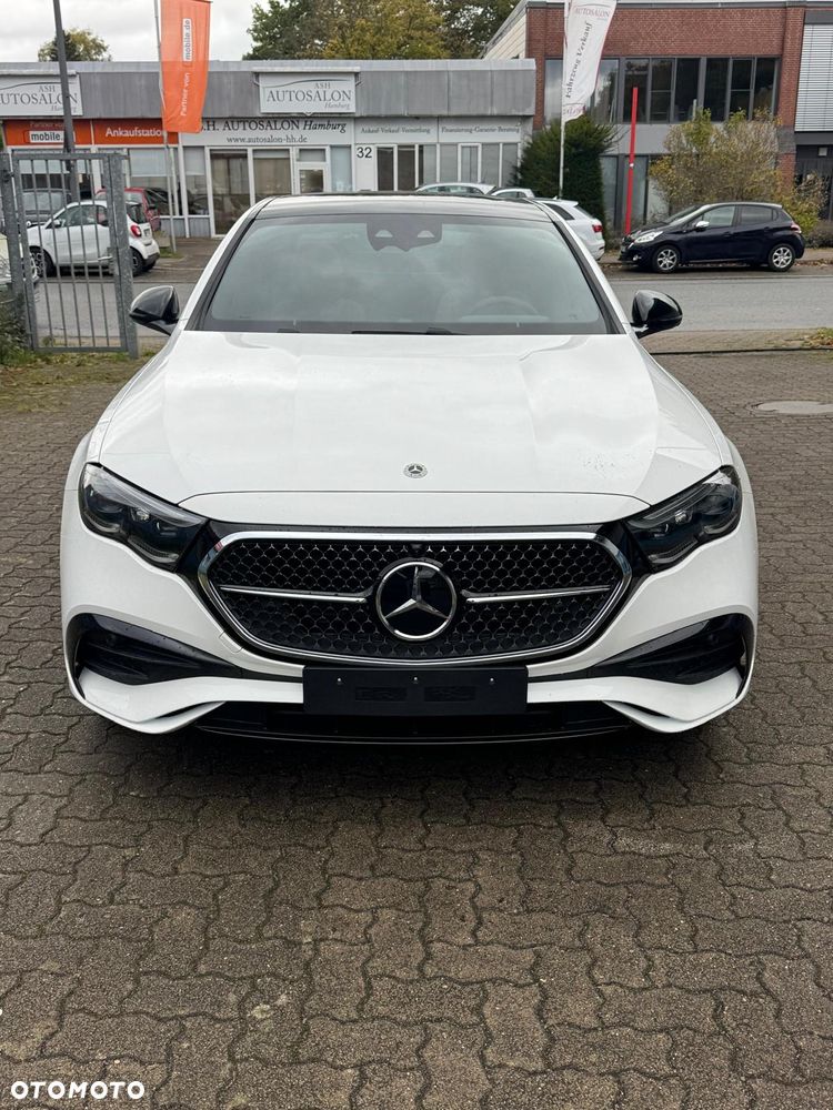 Mercedes-Benz Klasa E 200 mHEV AMG 9G-Tronic - 2