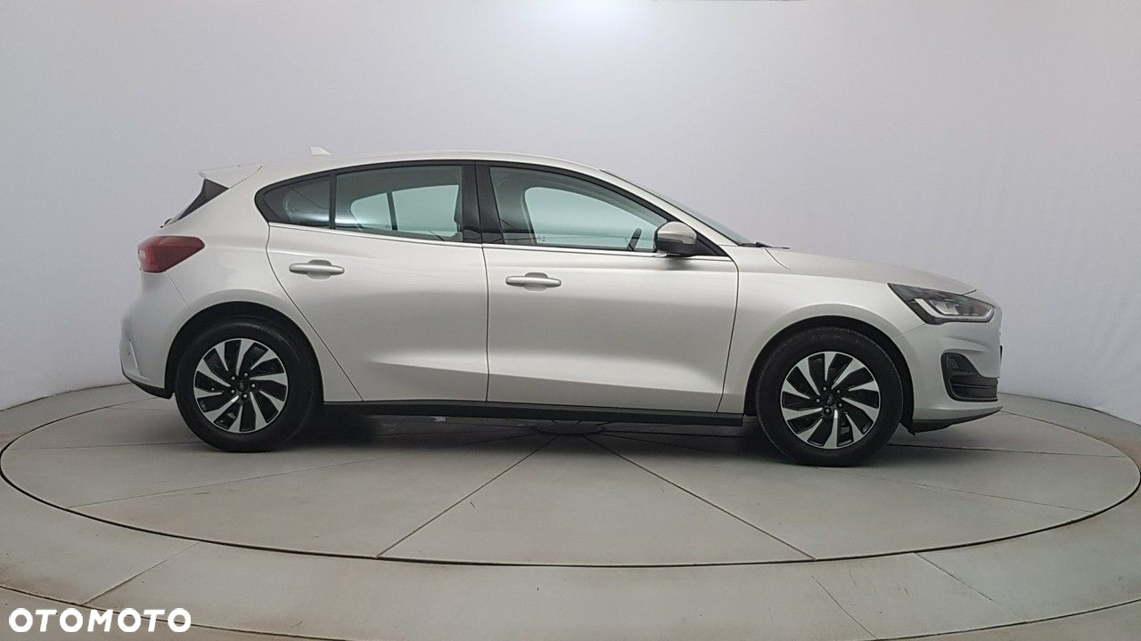 Ford Focus - 8