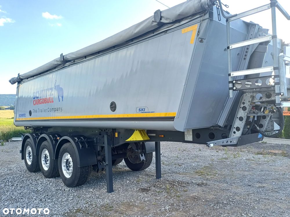 Schmitz Cargobull Przebieg 378000 km, 2X oś podnoszona, Felgi aluminiowe ,Komputer - 1