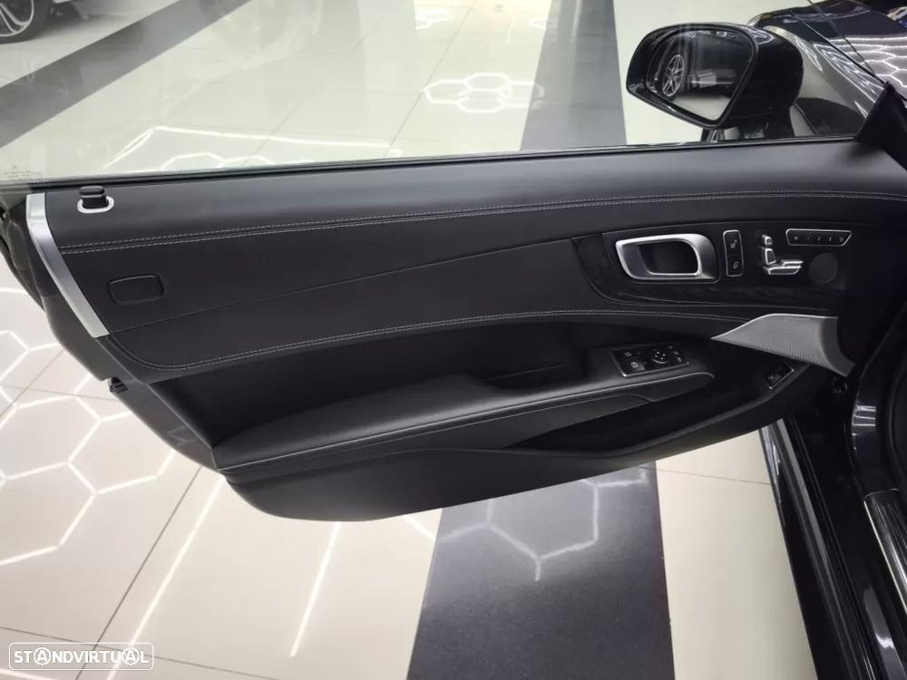 Mercedes-Benz SL 400 9G-TRONIC designo edition - 22