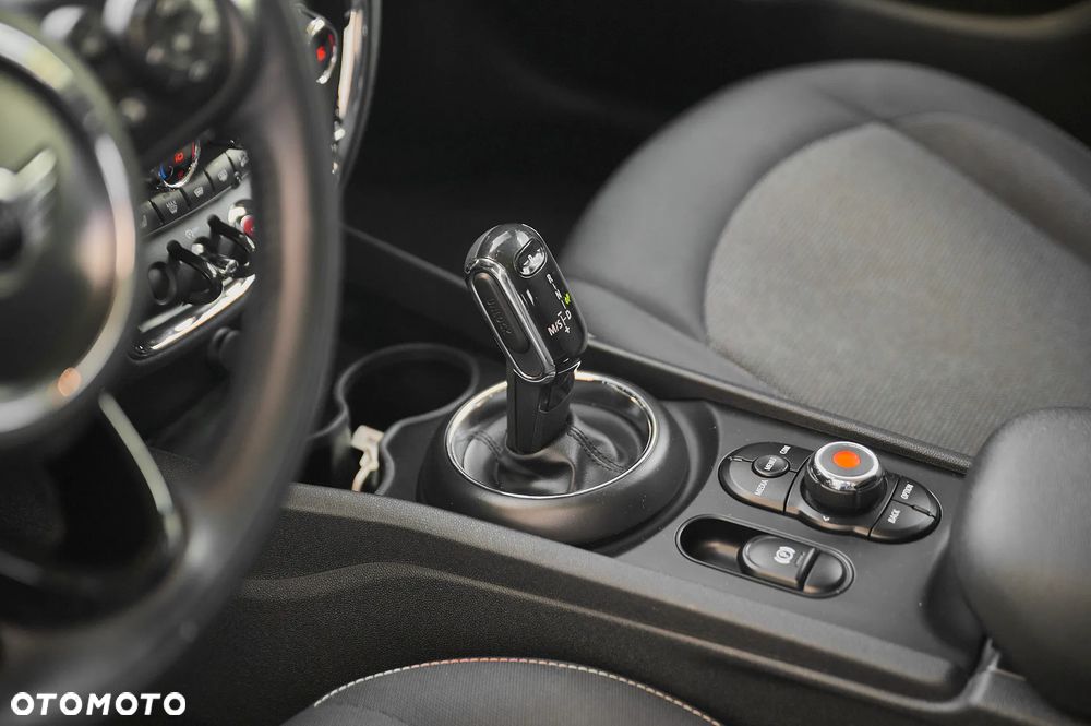 MINI Clubman - 34